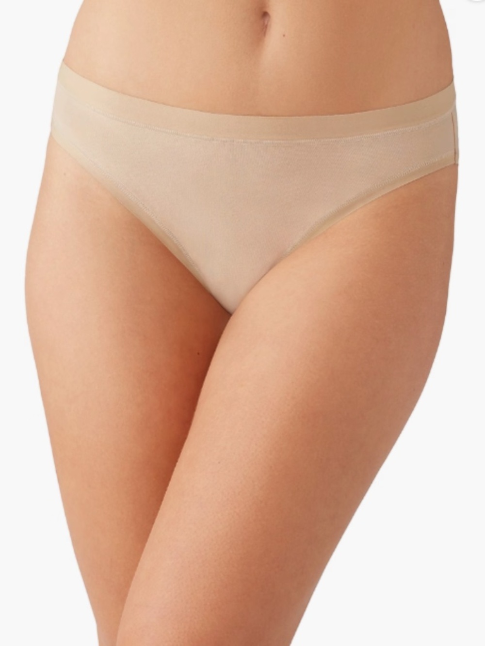 Wacoal Women's Understated Cotton Bikini Panty Beige Size 3XL 8861